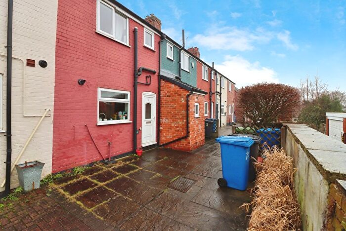 2 Bedroom Terraced House For Sale In Spital Gardens, Chesterfield, Derbyshire, S41