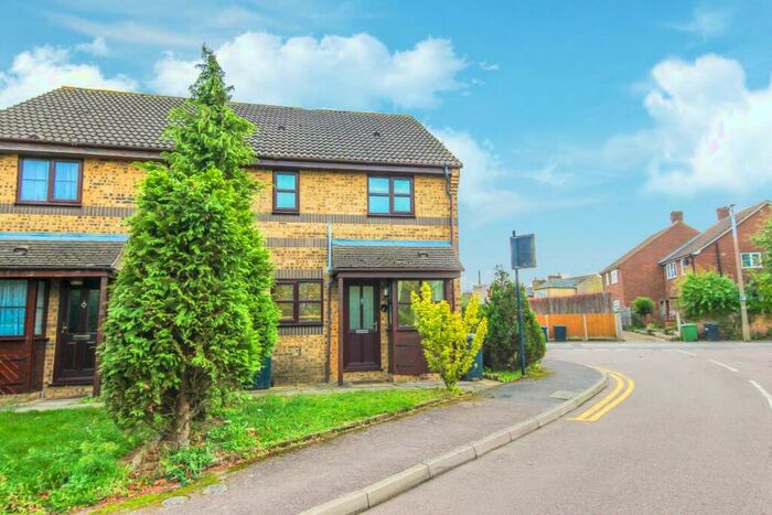 1 Bedroom End Of Terrace House To Rent In Holden Close, Hertford, SG13