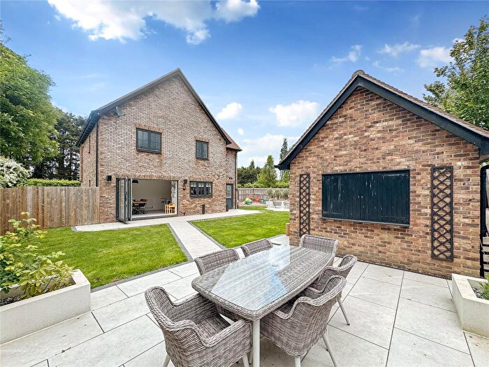 4 Bedroom Detached House For Sale In Eden Meadow, Newington, Sittingbourne, Kent, ME9