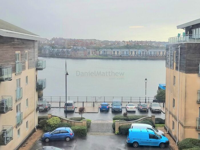 2 Bedroom Flat To Rent In Glanfa Dafydd, Barry, CF63