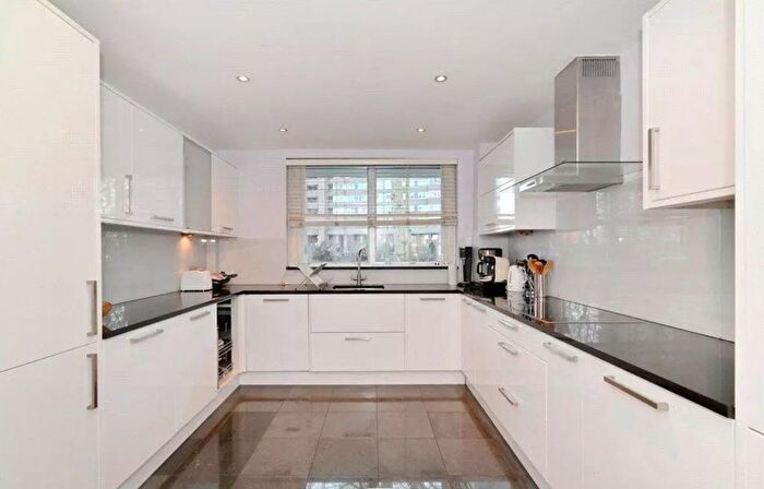 4 Bedroom Town House To Rent In Norfolk Crescent, London, W2