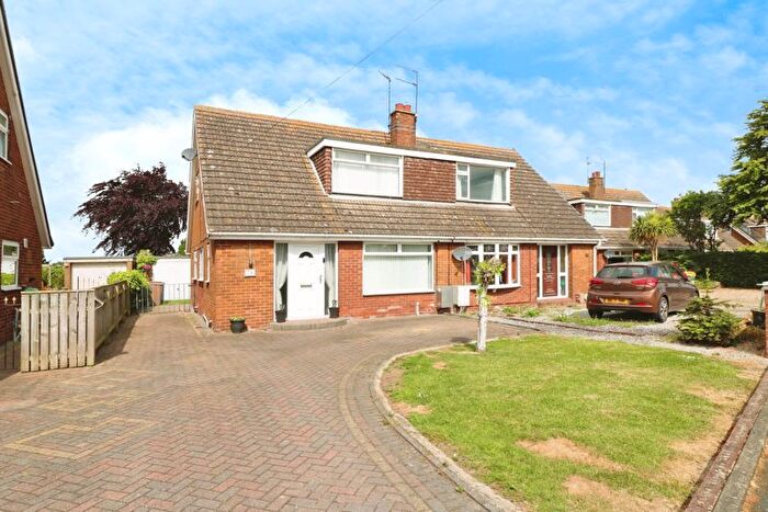 3 Bedroom Semi-Detached House To Rent In Plumtree Road, Thorngumbald, HU12