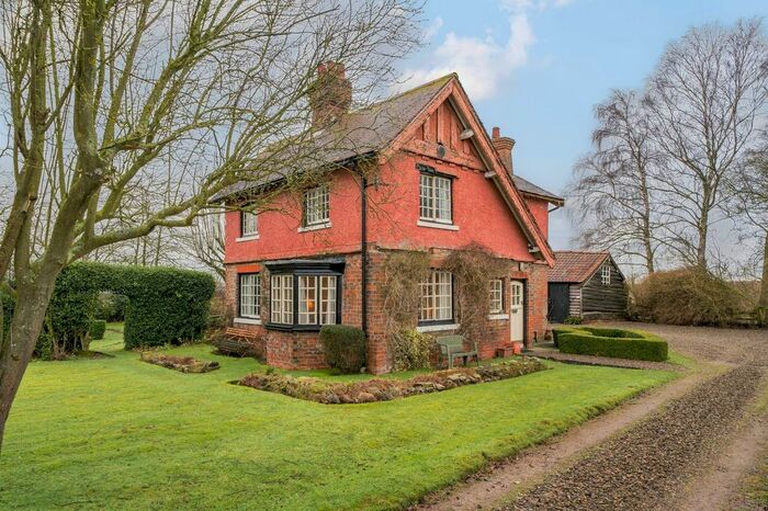 3 Bedroom Detached House For Sale In Copgrove, Harrogate, HG3