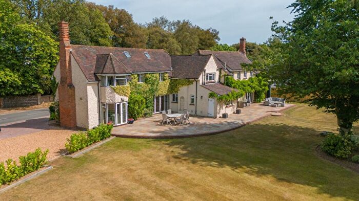 6 Bedroom Detached House For Sale In Crow Lane, Tendring, Essex, CO16