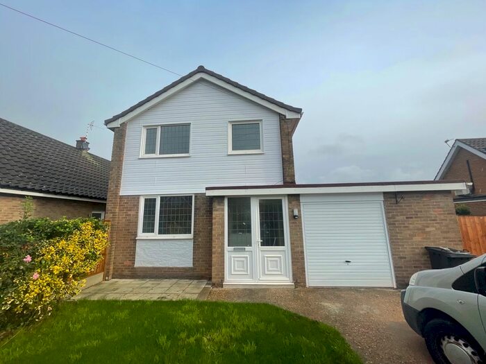 3 Bedroom Semi-Detached House To Rent In Holly Avenue, Breaston, Derby, DE72