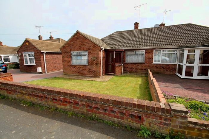 2 Bedroom Semi-Detached Bungalow To Rent In Priory Road, Stanford Le Hope, SS17