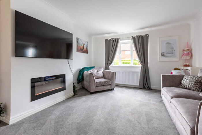 3 Bedroom Semi-Detached House For Sale In Wray Crescent, Preston, PR4