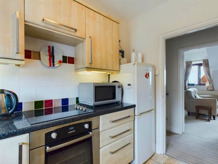 2 Bedroom Flat For Sale In Cliff Drive, Cromer, NR27