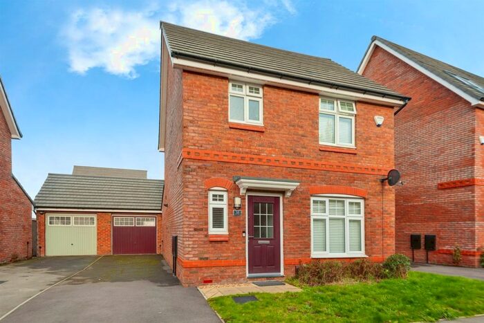 3 Bedroom Detached House For Sale In Red Pier Crescent, Runcorn, WA7