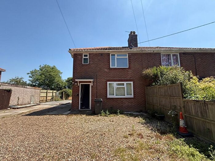 2 Bedroom Block Of Apartments For Sale In Cross Road, Starston, Harleston, Norfolk, IP20