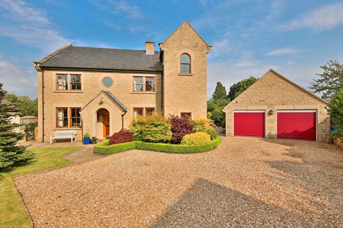 4 Bedroom Detached House For Sale In Holymoor Road, Holymoorside., S42