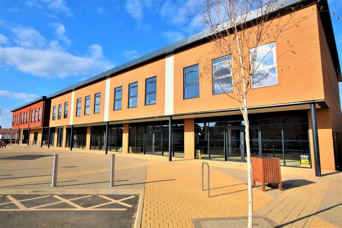 2 Bedroom Apartment To Rent In Kinross Apartments, Whitelands Way, Bicester, OX26