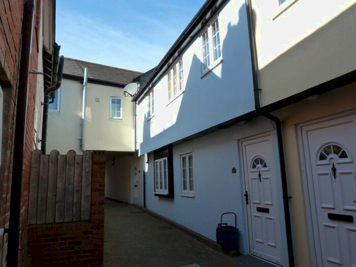 2 Bedroom Terraced House To Rent In Bakers Mews, Fore Street, Cullompton, EX15