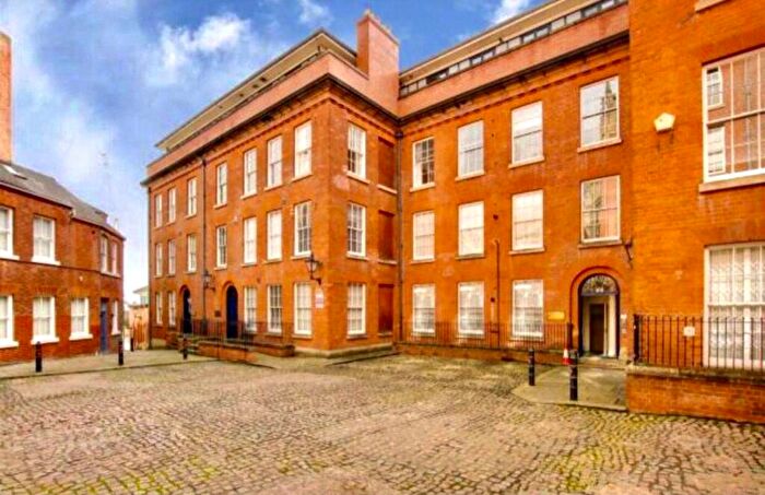 2 Bedroom Flat For Sale In Commerce Square, Nottingham, Nottinghamshire, NG1