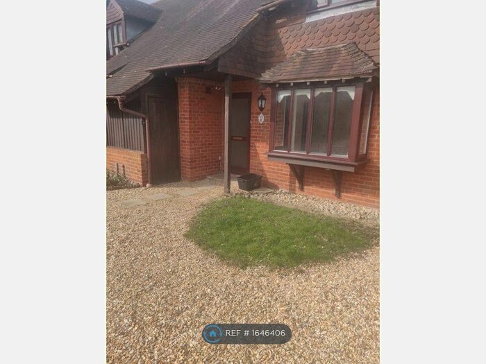 2 Bedroom Terraced House To Rent In Shapton Close, Holbury, Southampton, SO45