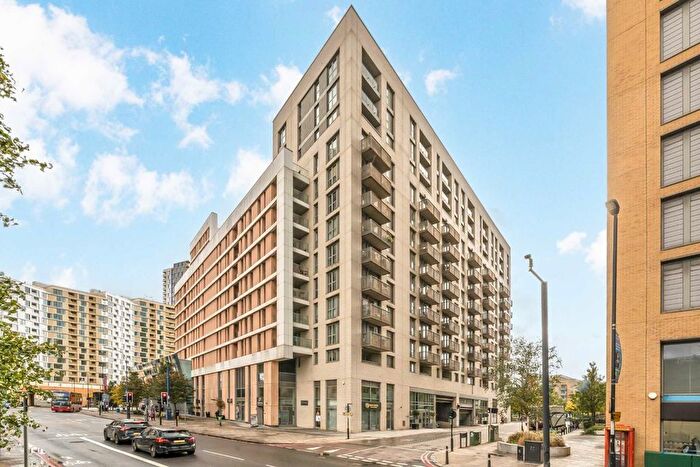 2 Bedroom Flat To Rent In Elmira Street, London, SE13