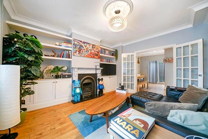 3 Bedroom Semi Detached House For Sale In Hesperus Crescent, Isle Of Dogs, London, E14