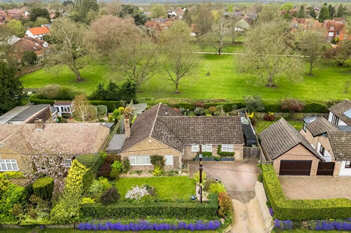 4 Bedroom Detached House For Sale In Church Lane, Drayton, OX14