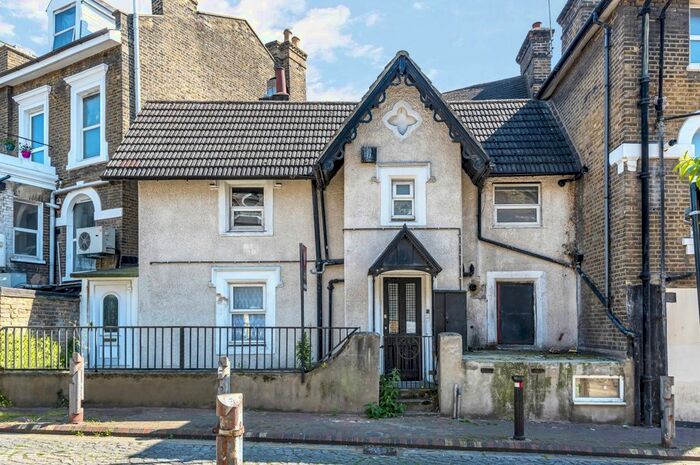 1 Bedroom Flat To Rent In Purelake Mews, Marischal Road, London, SE13