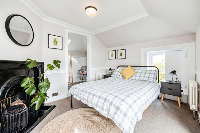2 Bedroom Detached House For Sale In Rosneath, Helensburgh, Argyll And Bute, G84