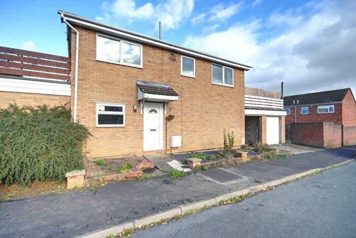 2 Bedroom Terraced House To Rent In Pettis Road, St. Ives, Cambridgeshire, PE27