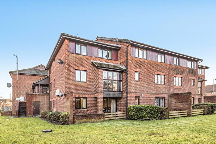 2 Bedroom Apartment To Rent In Didcot, Oxfordshire, Fleet Meadow, OX11
