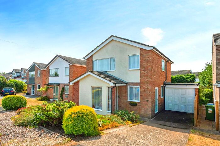 4 Bedroom Detached House For Sale In Blackthorn Road, Stratford-Upon-Avon, Warwickshire, CV37
