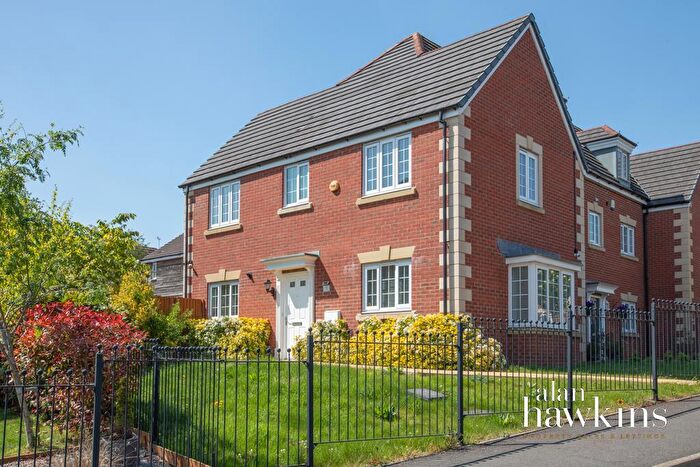 3 Bedroom End Of Terrace House For Sale In Windmill Road, Royal Wootton Bassett, SN4