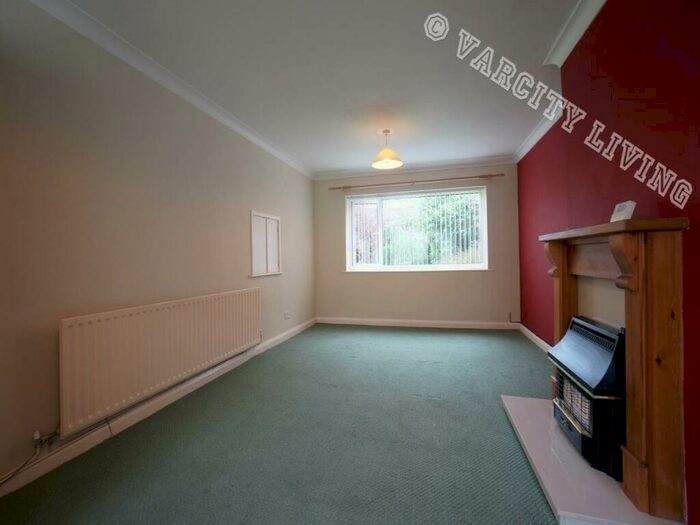 3 Bedroom House To Rent In Bron Y De, Bangor, Gwynedd, LL57