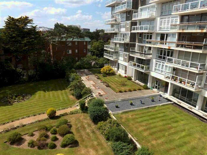 2 Bedroom Flat To Rent In Admirals Walk, Westcliff, BH2