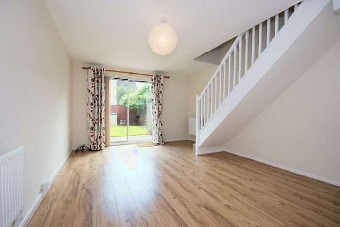 2 Bedroom Terraced House To Rent In Avocet Way, Bicester, OX26