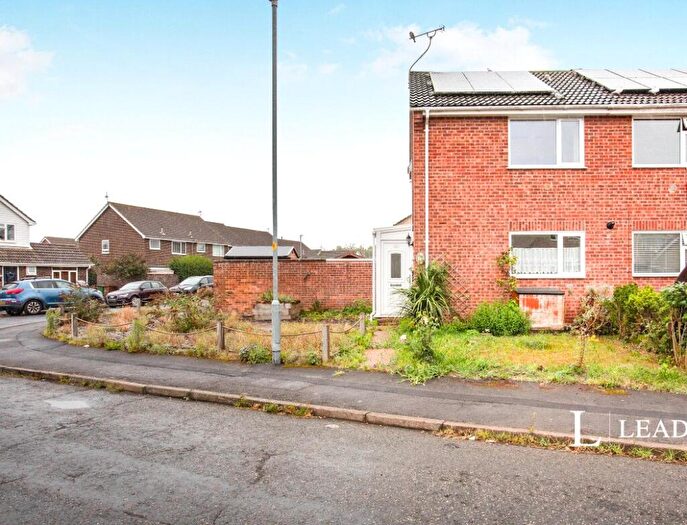 3 Bedroom House To Rent In Sturdee Close, IP24