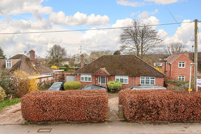 3 Bedroom Detached House For Sale In Mortimer Hill, Tring, HP23