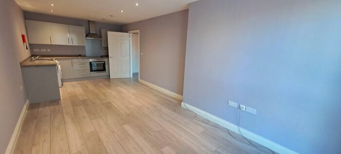 1 Bedroom Flat To Rent In Apartment, Heartfield House, Buckminster Road, Leicester, LE3