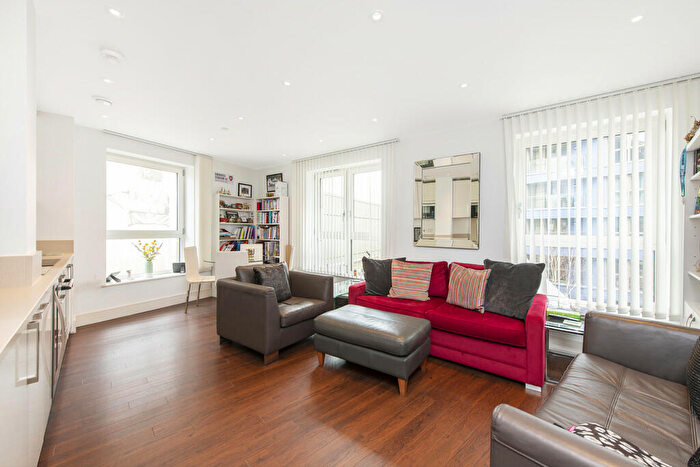 1 Bedroom Flat To Rent In Queensland Road, N7