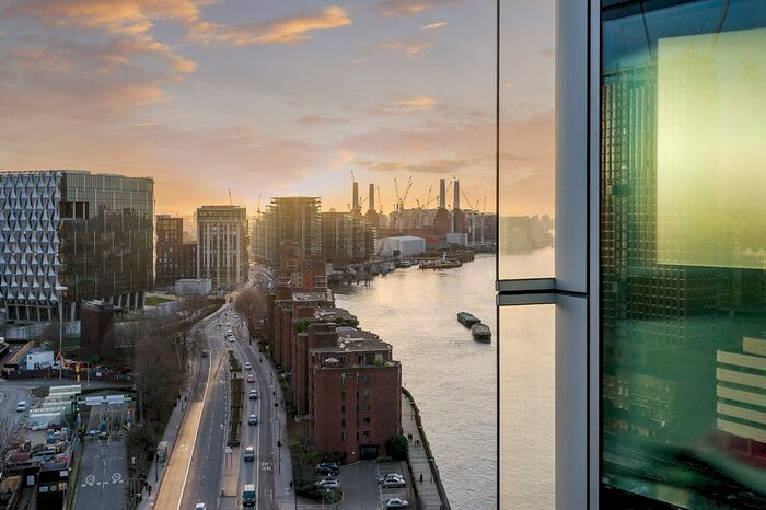 1 Bedroom Flat To Rent In St. George Wharf, London, SW8