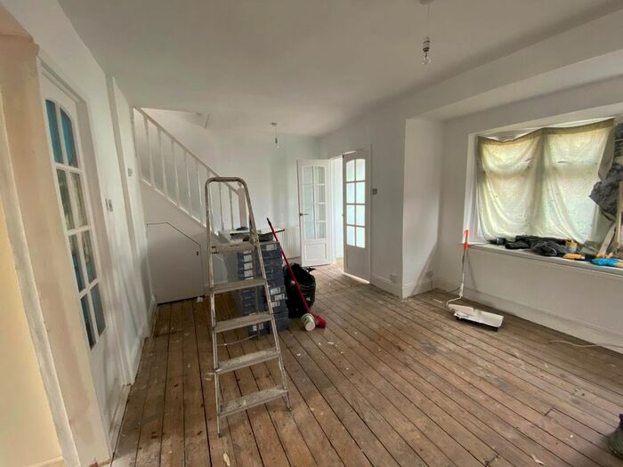 3 Bedroom Terraced House To Rent In Winnington Road, Enfield, EN3