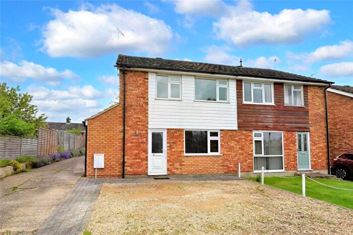 3 Bedroom Semi Detached House For Sale In Eythrope Road, Stone, Aylesbury, HP17