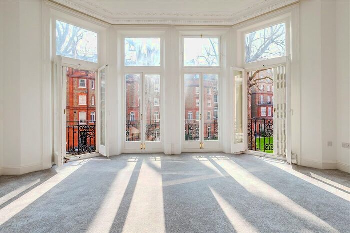 Studio To Rent In Egerton Gardens, Knightsbridge, London, SW3