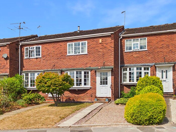 2 Bedroom Town House For Sale In Charnwood Lane, Arnold, Nottingham, NG5