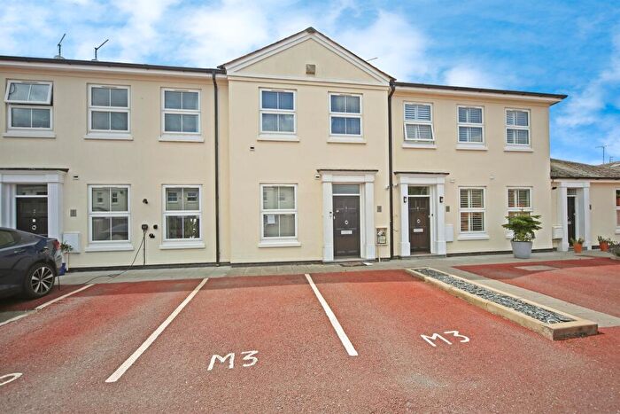 3 Bedroom Terraced House For Sale In Walton Road, Wellesbourne, Warwick, CV35