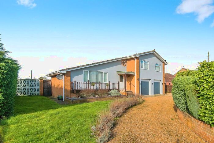 4 Bedroom Detached House For Sale In North Road, Gedney Hill, Spalding, PE12