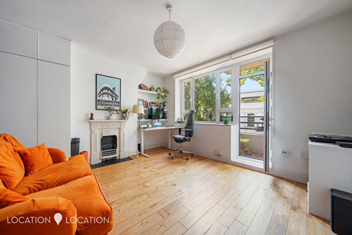 1 Bedroom Flat For Sale In Windsor Street, Gough House Windsor Street, N1