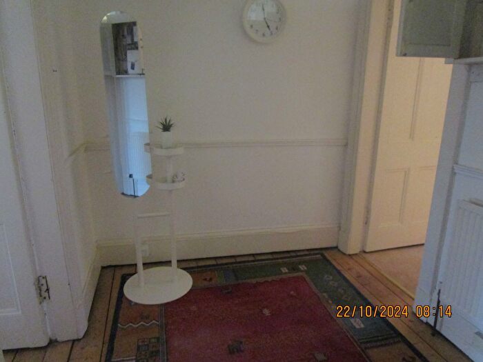 1 Bedroom Flat To Rent In Trefoil Avenue, Glasgow, G41