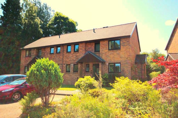 2 Bedroom Flat To Rent In Drummond Court, Drummond, Inverness., IV2