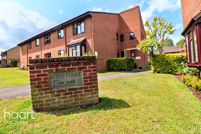 1 Bedroom Flat For Sale In Tarragon Drive, Guildford, GU2