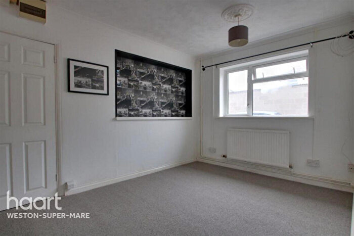 1 Bedroom Flat To Rent In Totterdown Road, Weston-super-mare, BS23