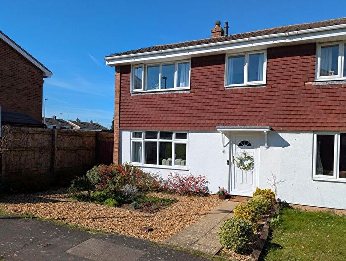 3 Bedroom Semi Detached House For Sale In Teversham Way, Sawston, Cambridge, CB22