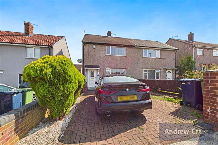 2 Bedroom Semi-Detached House For Sale In Heugh Hill, Springwell Village, NE9