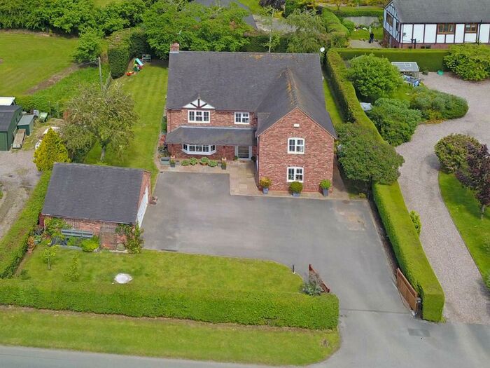 5 Bedroom Detached House For Sale In Stoneley Green, Burland, CW5